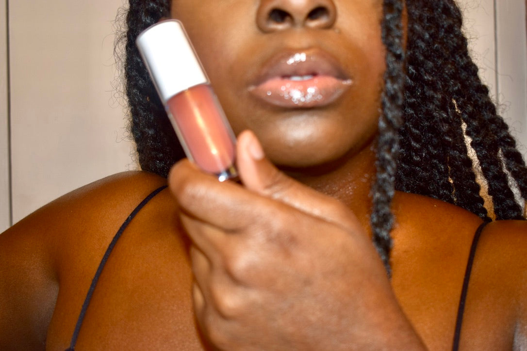 CLASSY High-Shine Lip Gloss