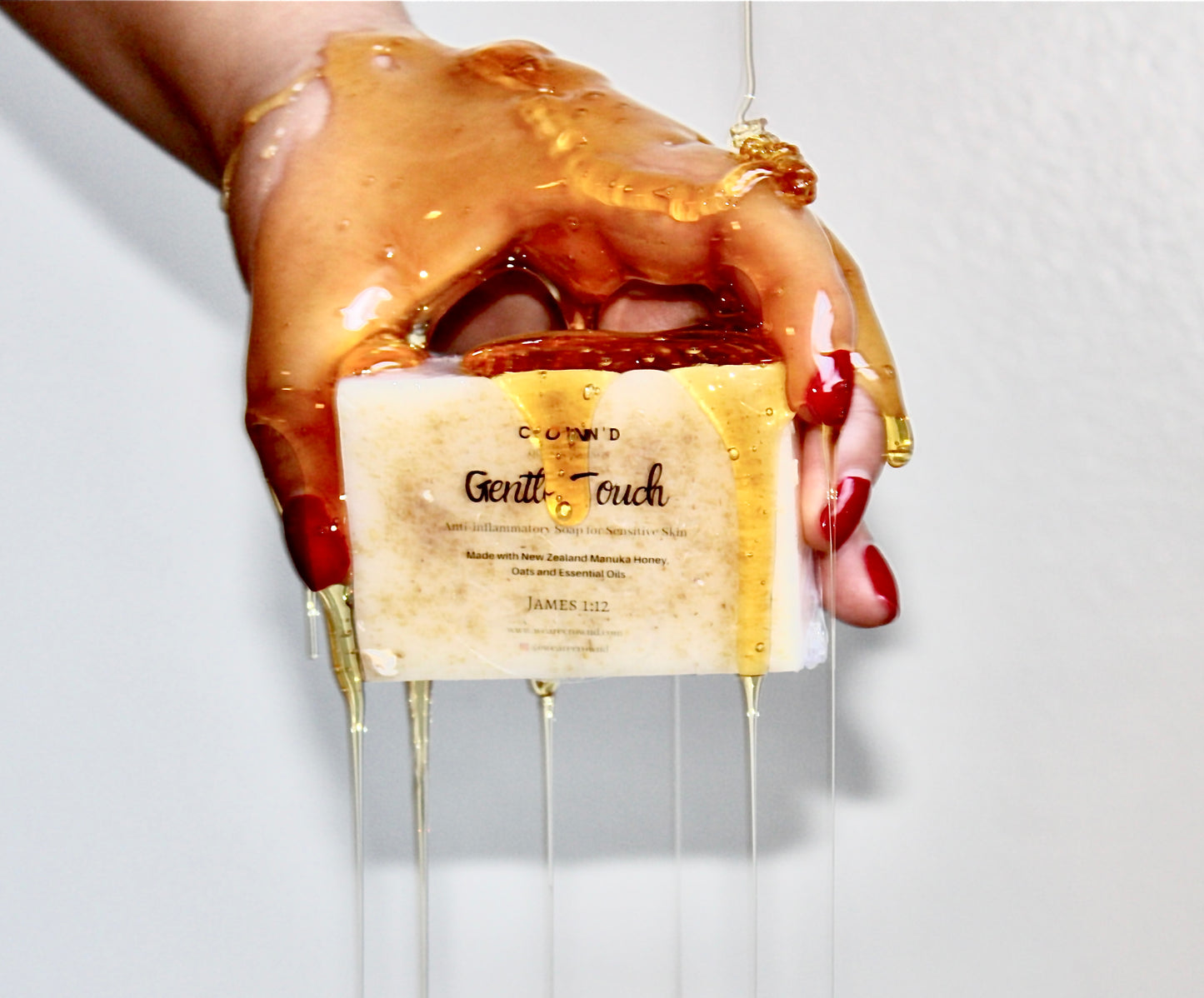 Gentle Touch - Oatmeal and Manuka Honey Soap